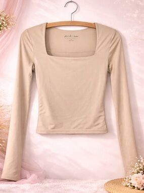 Beige Square Neck Long Sleeve Top M